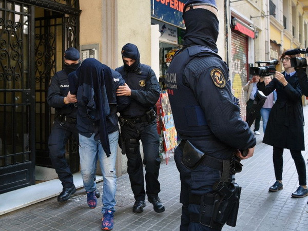Tây Ban Nha: Hai nghi can thừa nhận có mặt tại sân bay Zaventem của Bỉ ảnh 1