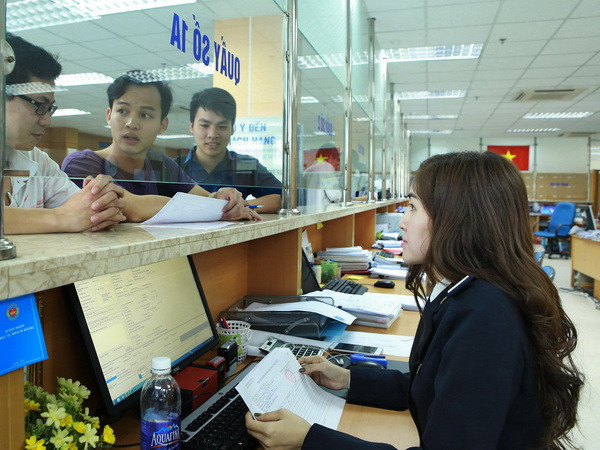 Doanh nghiệp mở tờ khai hàng hóa xuất nhập khẩu tại Chi cục Hải quan cửa khẩu Sân bay quốc tế Nội Bài thuộc Cục Hải quan Hà Nội. (Ảnh: Hoàng Hùng/TTXVN) Phản hồi tích cực về dịch vụ công trực tuyến về lĩnh vực hải quan ảnh 1