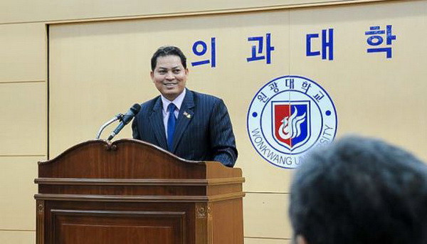 Đại sứ Campuchia tại Hàn Quốc bị bắt vì cáo buộc tham nhũng ảnh 1