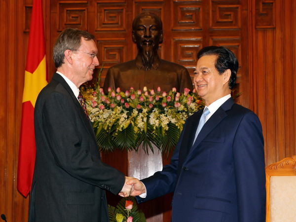 Thủ tướng Nguyễn Tấn Dũng tiếp Đại sứ Na Uy và Saudi Arabia ảnh 1