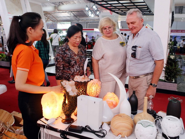 Khai mạc triển lãm quốc tế Vietbuild và Liên hoan Kiến trúc 2017 ảnh 1