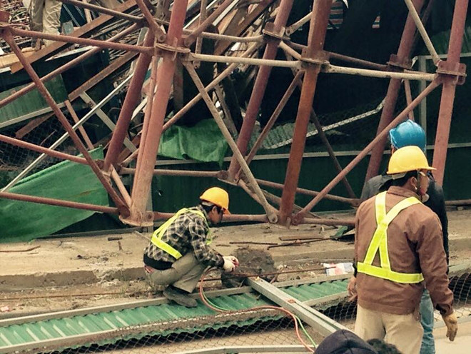 Bộ Xây dựng: "Vừa kiểm tra được 10 ngày thì xảy ra vụ sập giàn giáo" ảnh 1