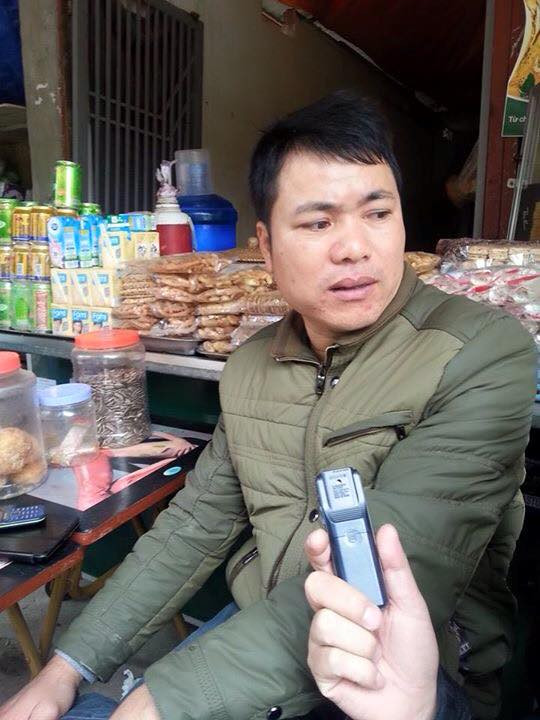 Tài xế taxi kinh hoàng kể lại vụ giàn giáo "chôn vùi" xe ảnh 2