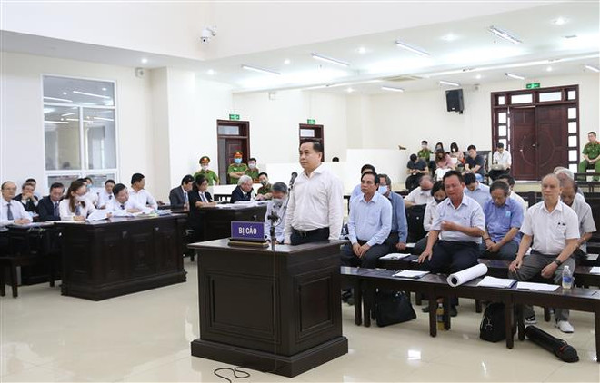 Một bị cáo thừa nhận đã giúp Phan Văn Anh Vũ thâu tóm đất ảnh 2