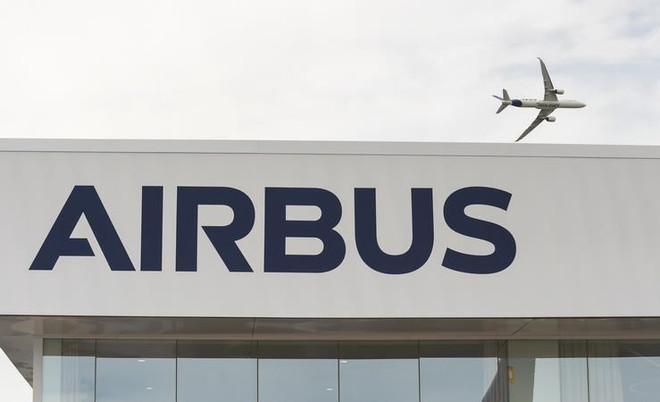 Máy bay Airbus A350. (Ảnh: AFP/TTXVN) Airbus dự báo nhu cầu máy bay mới trong 20 năm tới ảnh 1