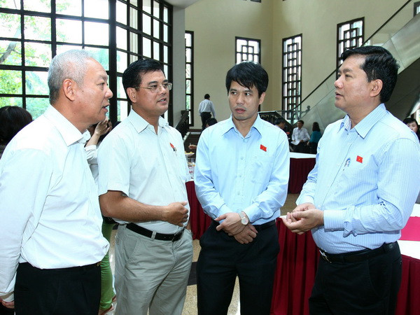 Bên lề kỳ họp thứ 6: "Nóng" chuyện thu hồi, đền bù đất ảnh 1