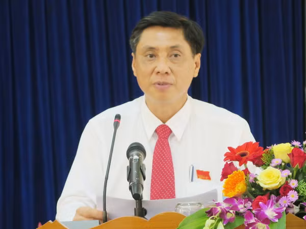 Chủ tịch Khánh Hòa đối thoại với người dân về ô nhiễm môi trường ảnh 1