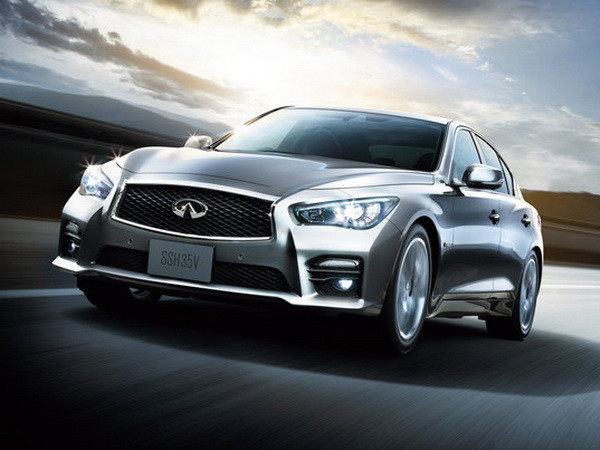 Nissan giới thiệu mẫu Skyline hybrid sedan đầu tiên ở Nhật ảnh 1