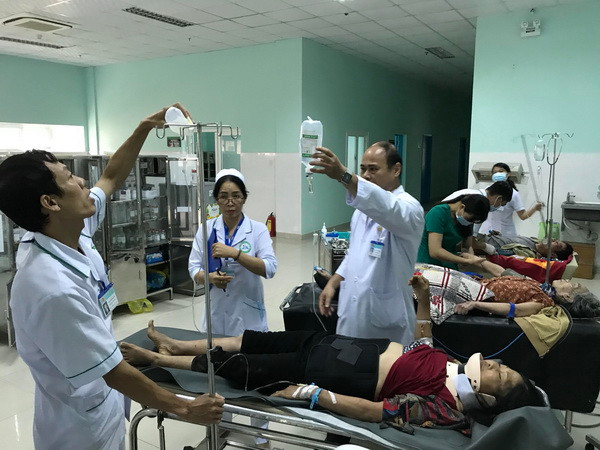 Vụ tai nạn nghiêm trọng trên đèo Lò Xo: Đã có 4 bệnh nhân xuất viện ảnh 1