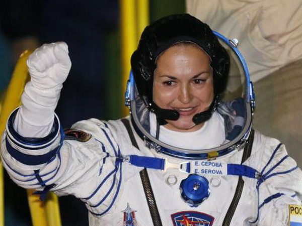 Nữ phi hành gia người Nga đầu tiên bay lên quỹ đạo sau 17 năm ảnh 1