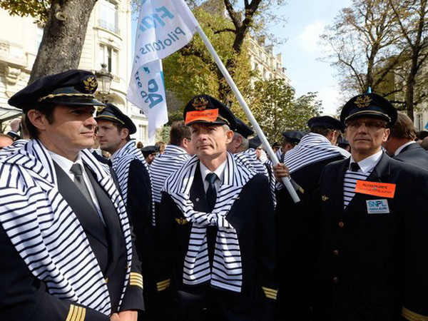 Phi công hãng Air France không chấp nhận ngừng đình công ảnh 1