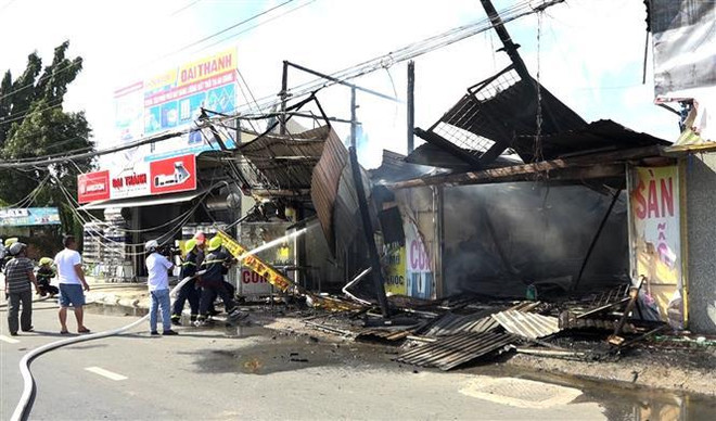 An Giang: Cháy lớn tại quán cơm làm thiệt hại bốn căn nhà ảnh 2