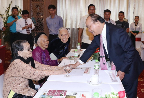 Ban Tuyên huấn Khu ủy Khu 5 đón nhận danh hiệu Anh hùng ảnh 2