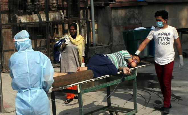 Số ca nhiễm COVID-19 tại Ấn Độ đã vượt 1 triệu người ảnh 1
