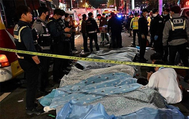 19 người nước ngoài thiệt mạng trong vụ giẫm đạp tại Itaewon ảnh 1