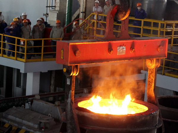 Ra lò mẻ thép đầu tiên của Khu liên hiệp gang thép Cao Bằng ảnh 1