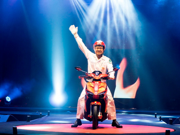 Xuất xưởng chiếc Air Blade thứ 20 triệu của Honda Việt Nam ảnh 2