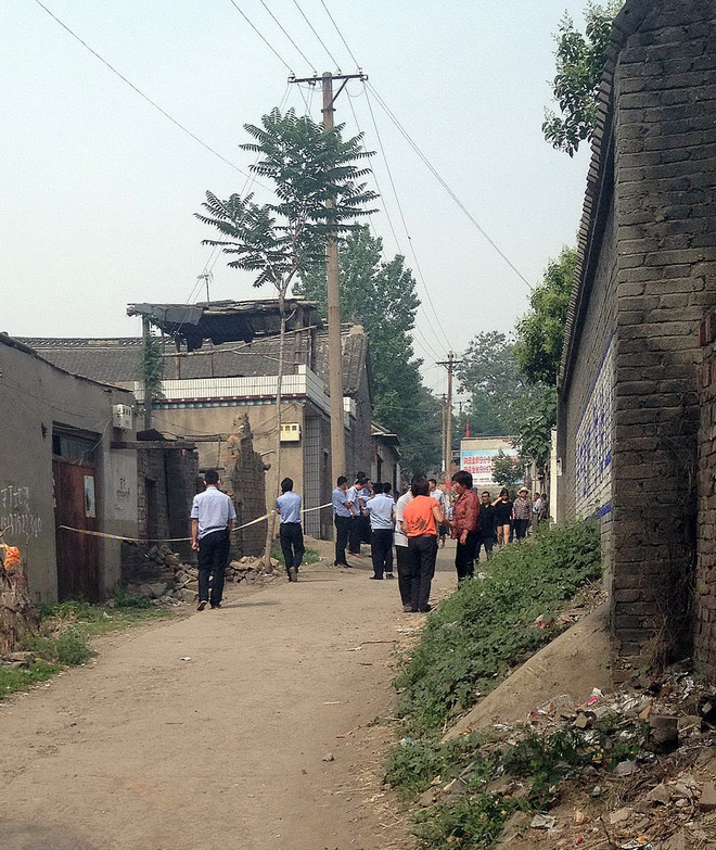 [Photo] Thêm một vụ tấn công bằng dao tại Trung Quốc ảnh 2