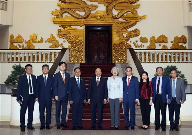 Thủ tướng Nguyễn Xuân Phúc tiếp Bộ trưởng Ngoại giao Hàn Quốc ảnh 2