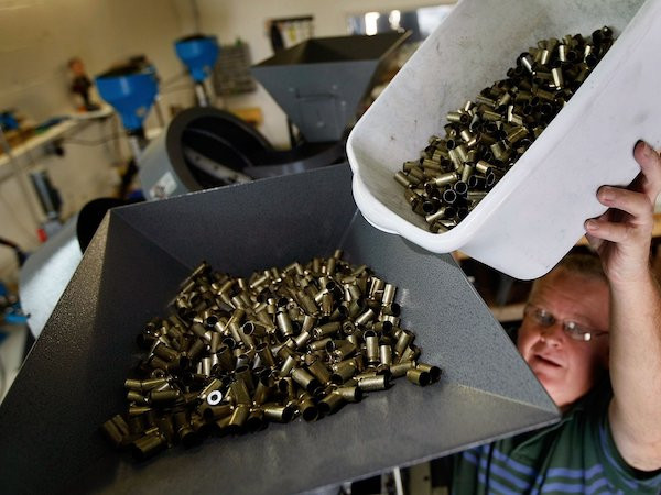 Hàng loạt vũ khí quân dụng vừa bị đánh cắp tại Bồ Đào Nha ảnh 1