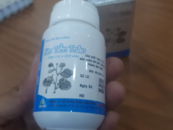 Lâm Đồng: Thu hồi 6.000 lọ thuốc Kim tiền thảo không đạt chất lượng ảnh 1