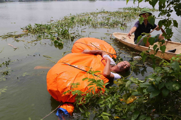 Hà Nội: Kịp thời cứu người đang đuối nước tại huyện Chương Mỹ ảnh 1