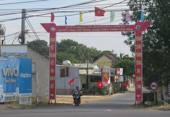 Xã Đăk Blà, thành phố Kon Tum đạt chuẩn nông thôn mới trong năm 2022. (Ảnh: Dư Toán/TTXVN) Công nhận thành phố Kon Tum là đô thị loại II trực thuộc tỉnh Kon Tum ảnh 1
