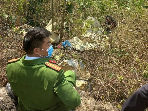 Thanh Hóa: Ba người tử vong dưới vực sâu do tai nạn giao thông ảnh 1