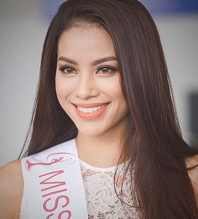 Hoa hậu Phạm Hương: Nữ hoàng biến hình nhờ trang điểm ảnh 10