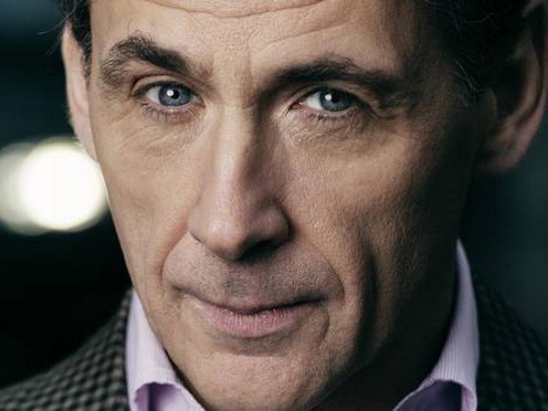 Ra mắt cuốn sách nối tiếp bộ tiểu thuyết bán chạy nhất Thiên niên kỷ ảnh 1