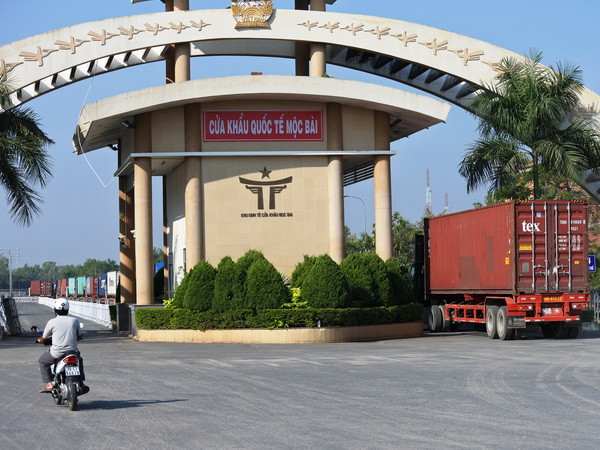 Quan hệ thương mại Việt Nam-Campuchia hướng đến mục tiêu 5 tỷ USD ảnh 1