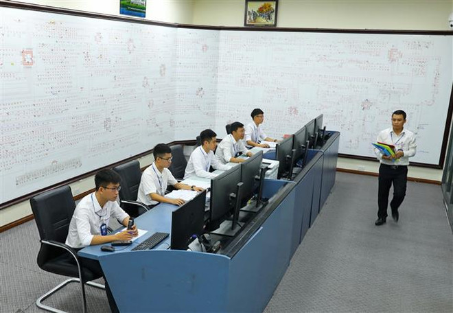 Đảm bảo cung ứng điện liên tục cho các bệnh viện, cơ sở y tế ảnh 1