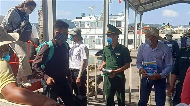 Kiên Giang tạm dừng đón khách du lịch và hoạt động giải trí đông người ảnh 1