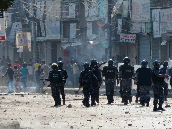 Ấn Độ hối thúc Nepal “đối thoại xây dựng” về vấn đề hiến pháp ảnh 1