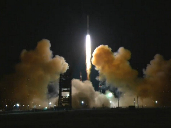 Nga phóng thành công vệ tinh viễn thông Express-AM8 ảnh 1