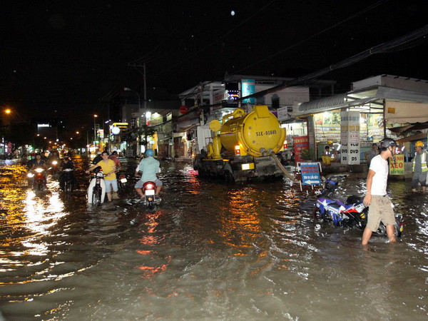 Lào Cai khẩn trương khắc phục hậu quả trận mưa lớn bất thường ảnh 1