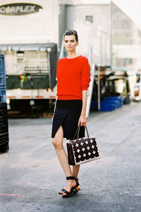 Đen và Da cam: Combo phối đồ "thần thánh" của mùa Halloween ảnh 10