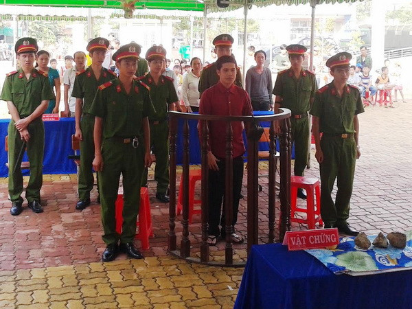 Án chung thân cho đối tượng côn đồ đập đầu bạn nhậu gây tử vong ảnh 1