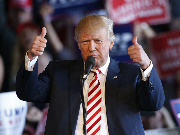 Tổng thống đắc cử Mỹ Donald Trump. (Ảnh: AFP/TTXVN) New York: Tháp Trump phải sơ tán khẩn cấp do có balô khả nghi ảnh 1