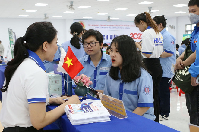 ttxvn_2411_giao dich viec lam (2).jpg