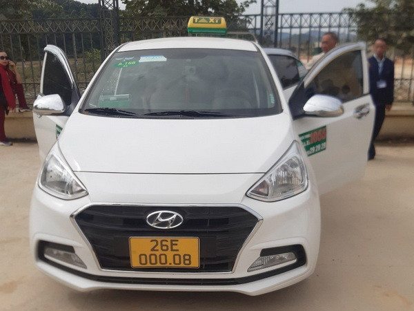 Điện Biên: Xác định danh tính tài xế tử vong bất thường trong xe taxi ảnh 1