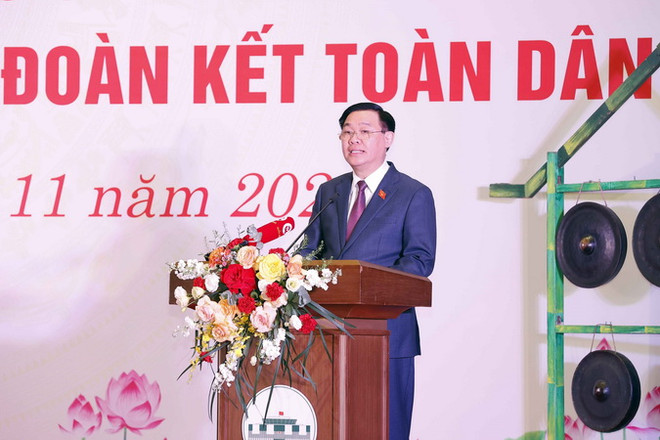 Chủ tịch Quốc hội Vương Đình Huệ phát biểu. (Ảnh: Doãn Tấn/TTXVN) Chủ tịch Quốc hội gặp mặt đại biểu Quốc hội là người dân tộc thiểu số ảnh 1