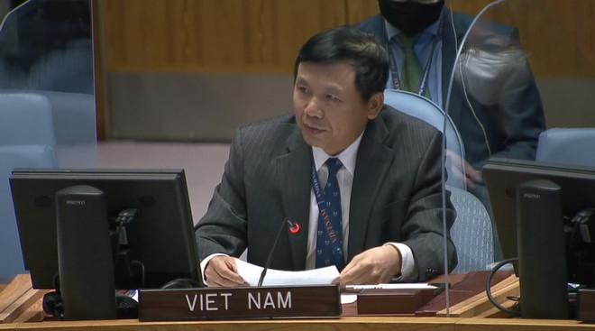 Đại sứ, Trưởng phái đoàn Việt Nam tại Liên hợp quốc Đặng Đình Quý phát biểu tại phiên họp. (Ảnh: Khắc Hiếu/TTXVN) Việt Nam ủng hộ tiến trình hòa bình, hòa giải dân tộc của Colombia ảnh 1
