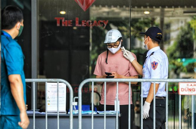 Dịch COVID-19: Thành phố Hà Nội nhân rộng mô hình cách ly 3 lớp ảnh 2