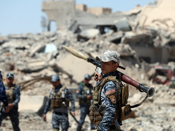 Iraq tiêu diệt 9 tay súng IS tại khu vực gần biên giới với Syria ảnh 1