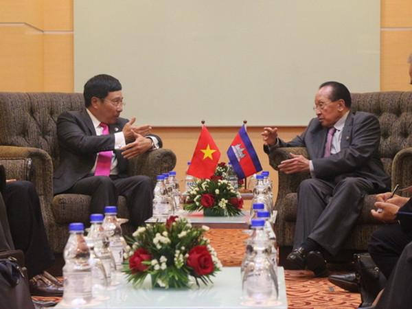 Hoạt động bên lề AMM 48 của Phó Thủ tướng Phạm Bình Minh ảnh 2