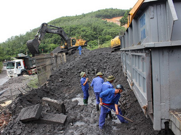 Ngành than ước tính thiệt hại lên tới 1.200 tỷ đồng do mưa lũ ảnh 1