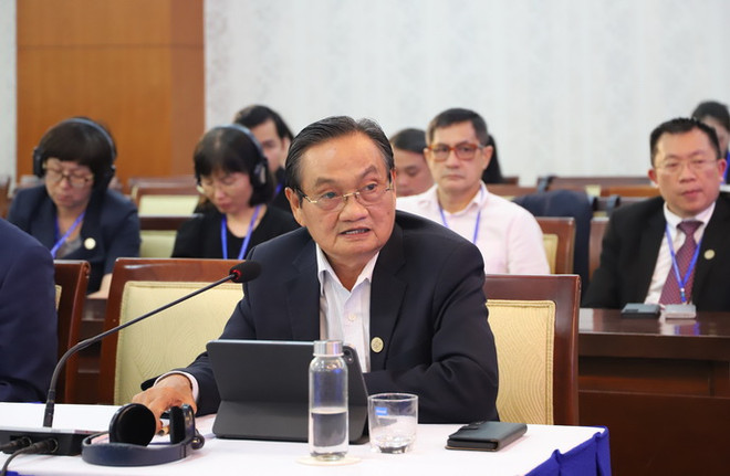 Thành phố Hồ Chí Minh cần lộ trình chuyển đổi phát triển xanh ảnh 2