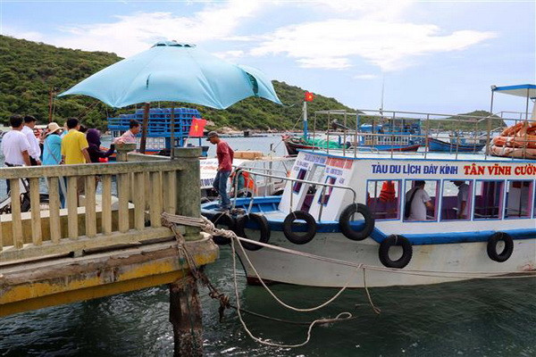 Hơn 12,8 triệu lượt khách quốc tế đến Việt Nam trong 10 tháng qua ảnh 2