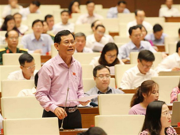 Chú trọng phát triển kinh tế nhưng cần quan tâm hơn đến vấn đề xã hội ảnh 4